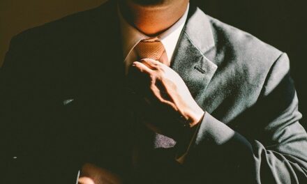 Client of Government or Customer: You Should Choose